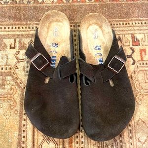 Brown Suede Birkenstock. Size 38.